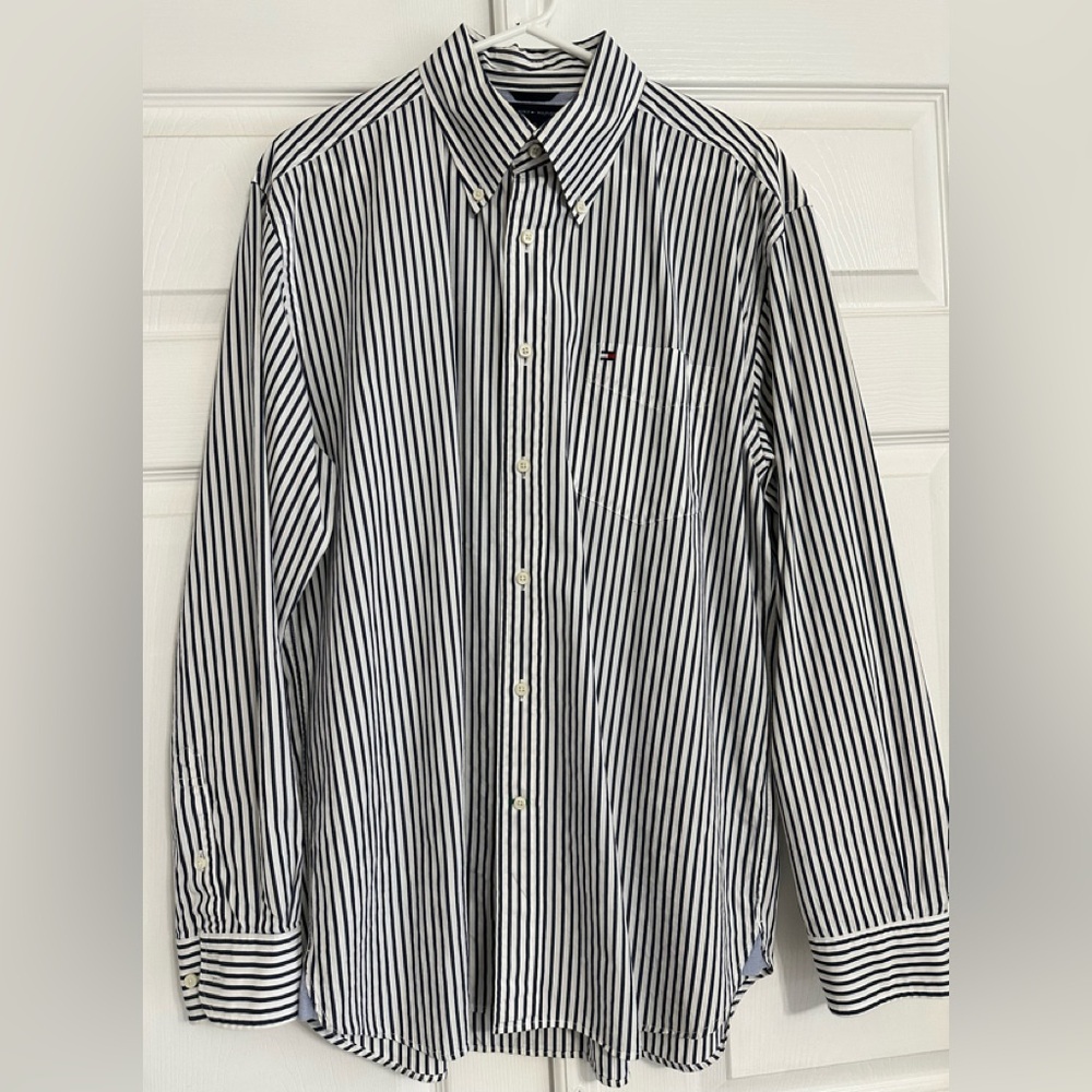 Gorgeous Tommy Hilfiger button-down shirt